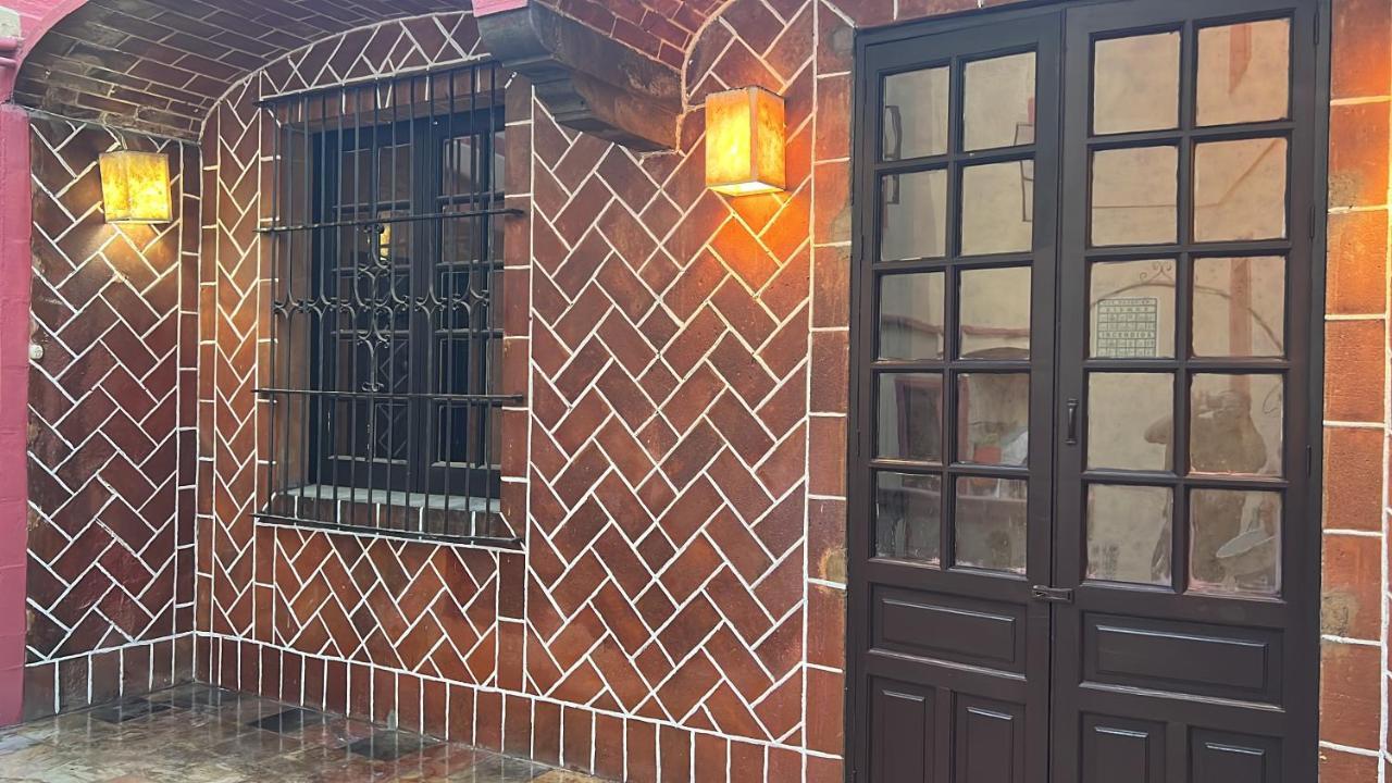 Catedral 304 Otel Puebla Dış mekan fotoğraf